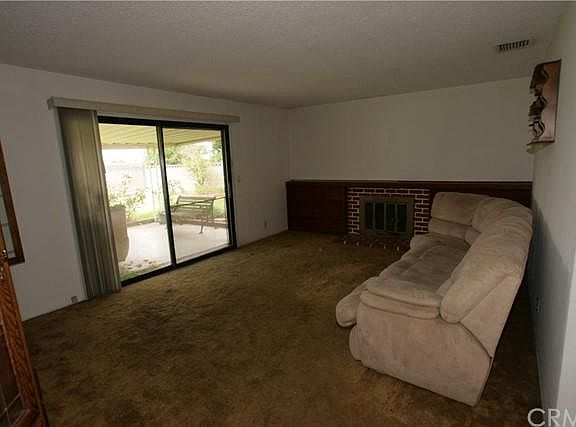 2nd image of 6812 Belgrave Ave