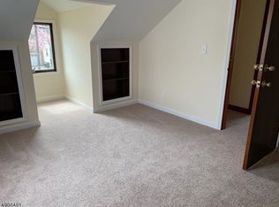 1257 Wilshire Dr, Union, NJ 07083
