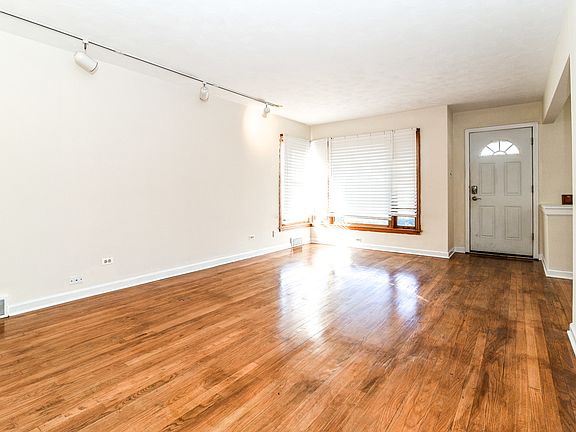 4th image of 7415 Tripp Ave