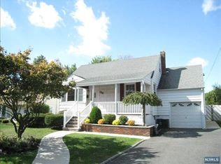 128 Hazley Ave, Rochelle Park, NJ 07662