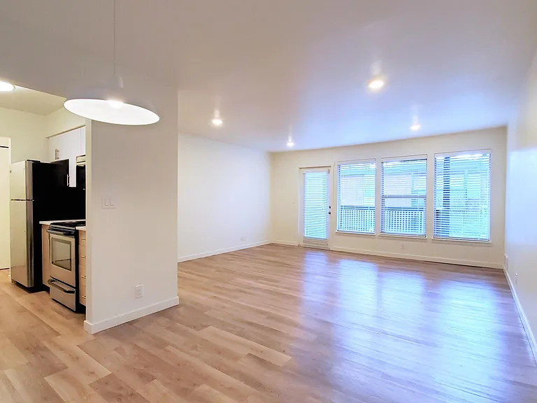 Standard Bellevue — Photo 2