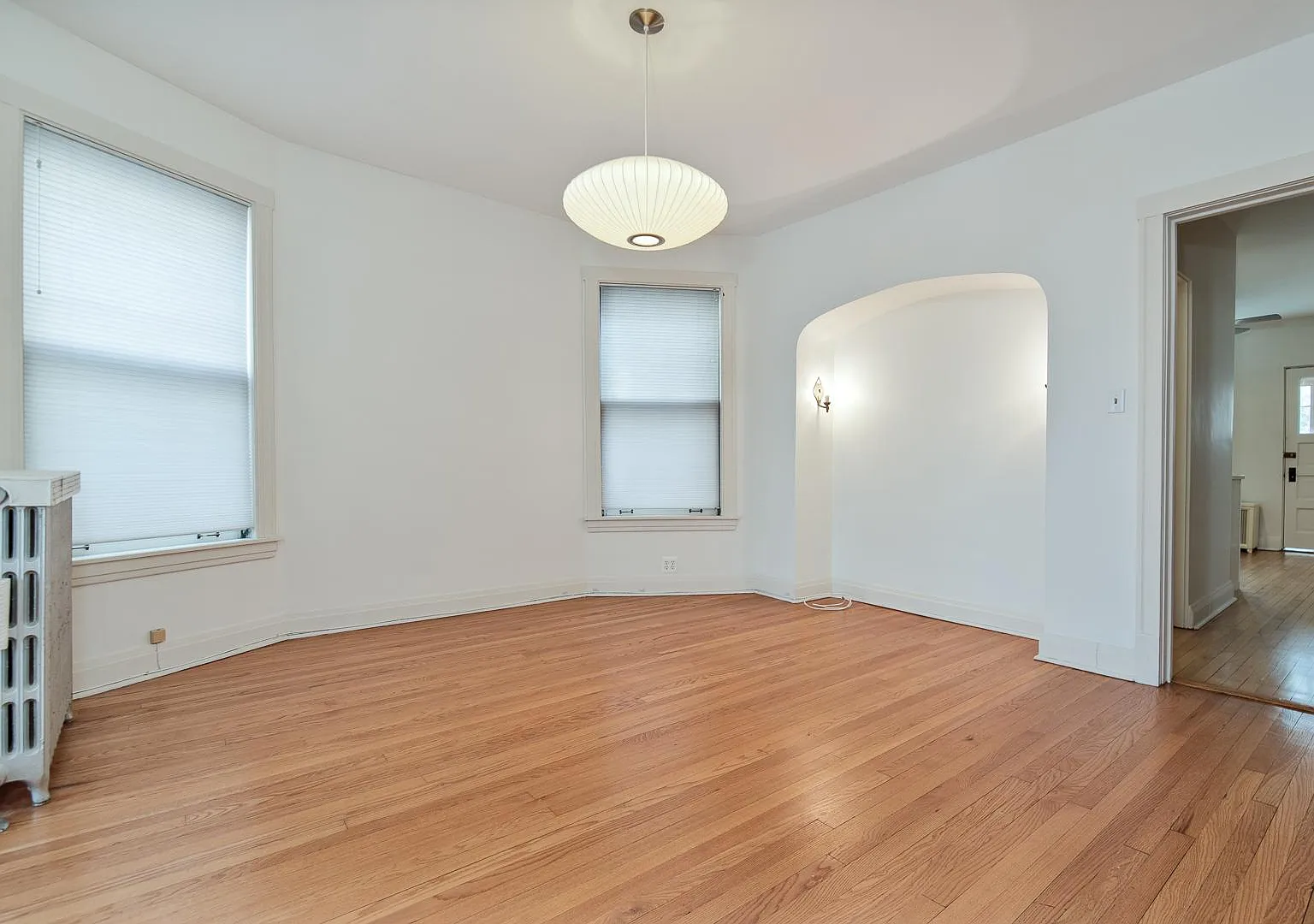 2 bed, 1250 sqft, $2,175 — Photo 3