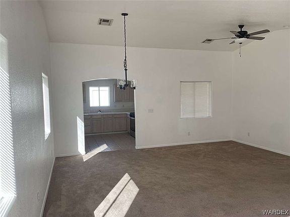 5th image of 2375 E Willowleaf Drive