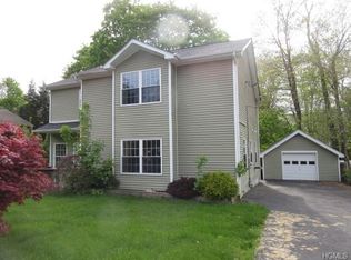 5 Crystal Ct, Greenwood Lake, NY 10925