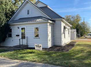 301 E 7th St, Washington, IA 52353