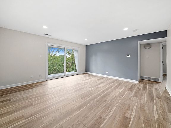 2nd image of 12026 S Kildare Ave APT 21