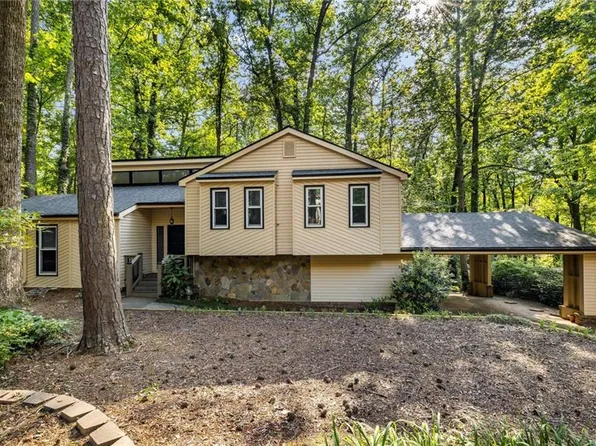 203 Concorde Way SW, Lilburn, GA 30047