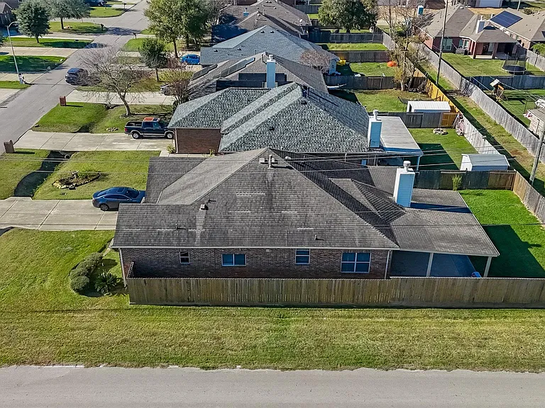 71 N Forrest Ave — Photo 41