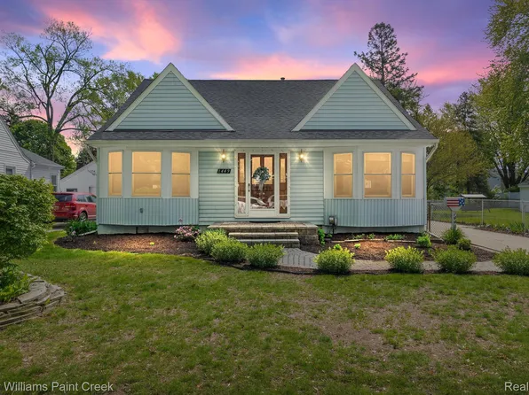 1449 Westlawn St, Mount Clemens, MI 48043