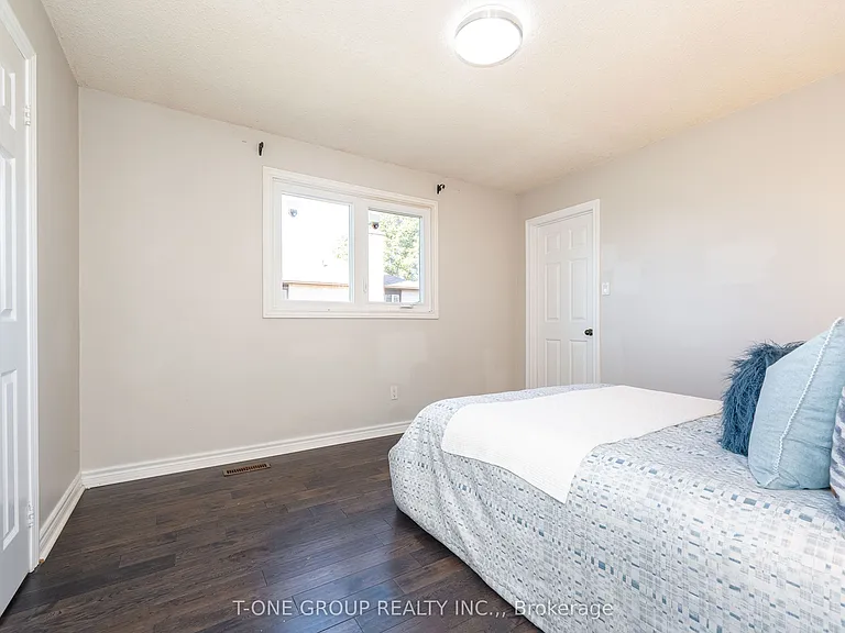382 Elgin Mills Rd W — Photo 37