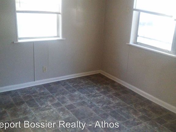 4th image of 3034 Drexel St