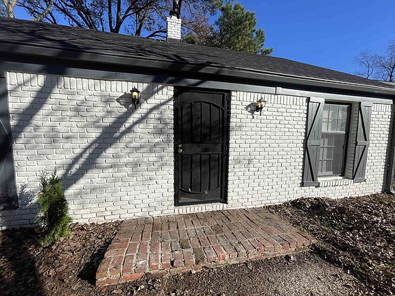 5th image of 4849 Bridgedale Ave