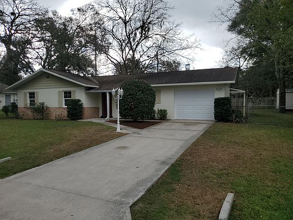 2nd image of 5760 NE 4th Pl