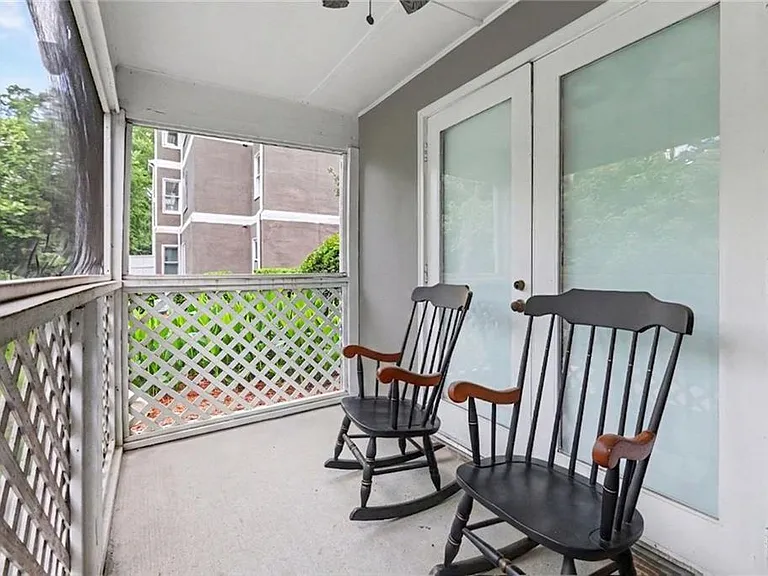 7 Saint Claire Ln NE — Photo 18