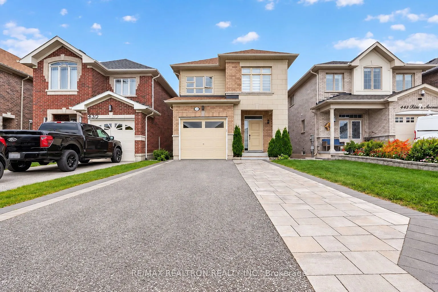 5 bed, $4,350 — Photo 1
