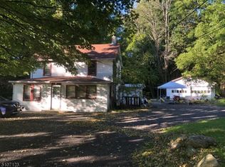 100 Ridge Rd, Oak Ridge, NJ 07438