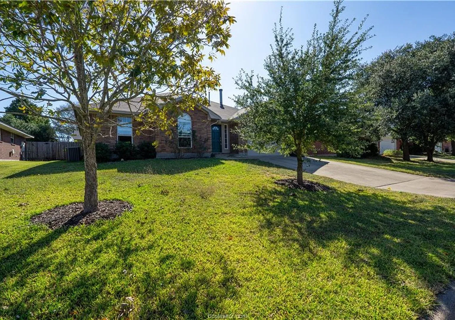 1520 Strasburg Circle — Photo 3