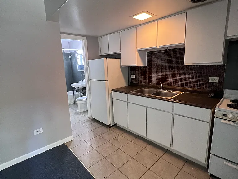 9022 S Dauphin Ave #1 — Photo 7