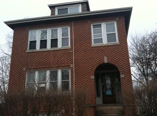 81 Lincoln Ave APT 2, Riverside, IL 60546