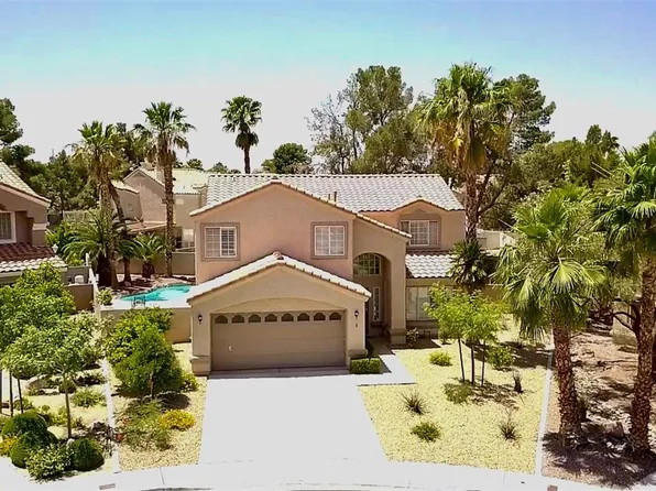 1 Rampart Ct, Henderson, NV 89074