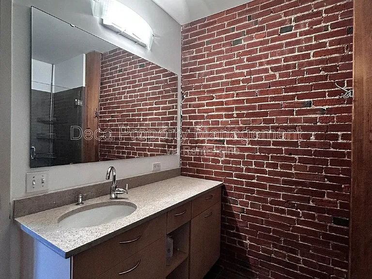 721 N 17th St #204 — Photo 12
