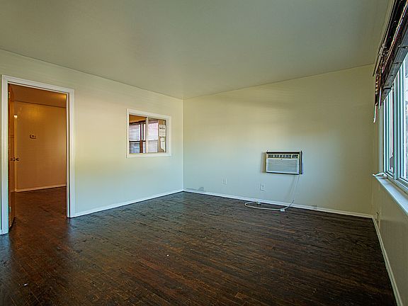3rd image of 8922 Avenue L #1