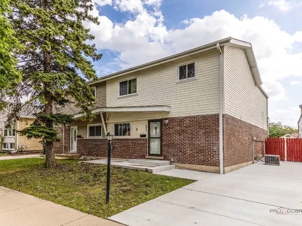 9105 Hollyberry Ave, Des Plaines, IL 60016