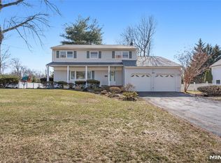 109 Windham Rd, Hillsdale, NJ 07642