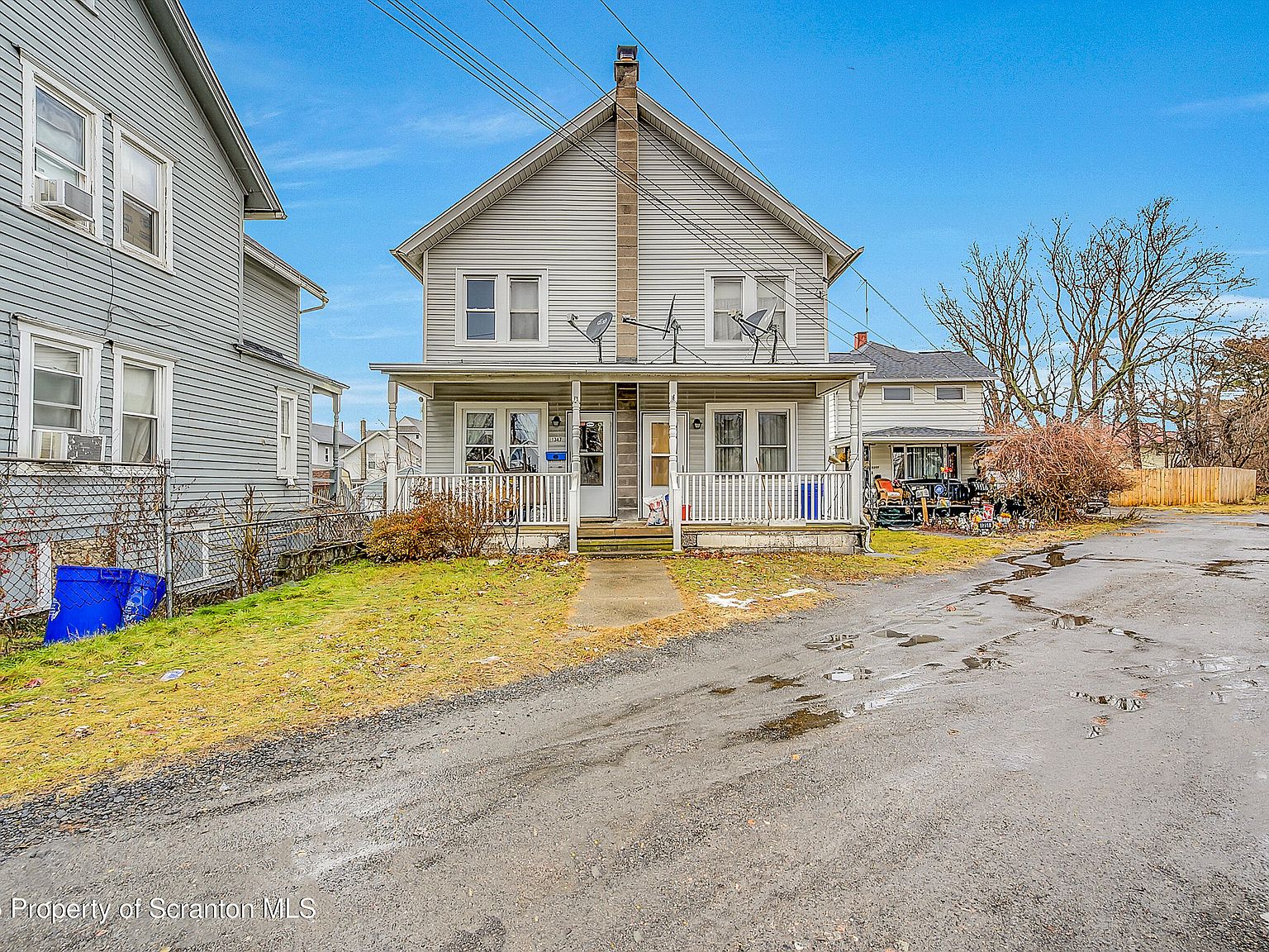 A*I様 House on the Hill Checker 1347-1349 Monsey Ave, Scranton, PA 18509 | Zillow