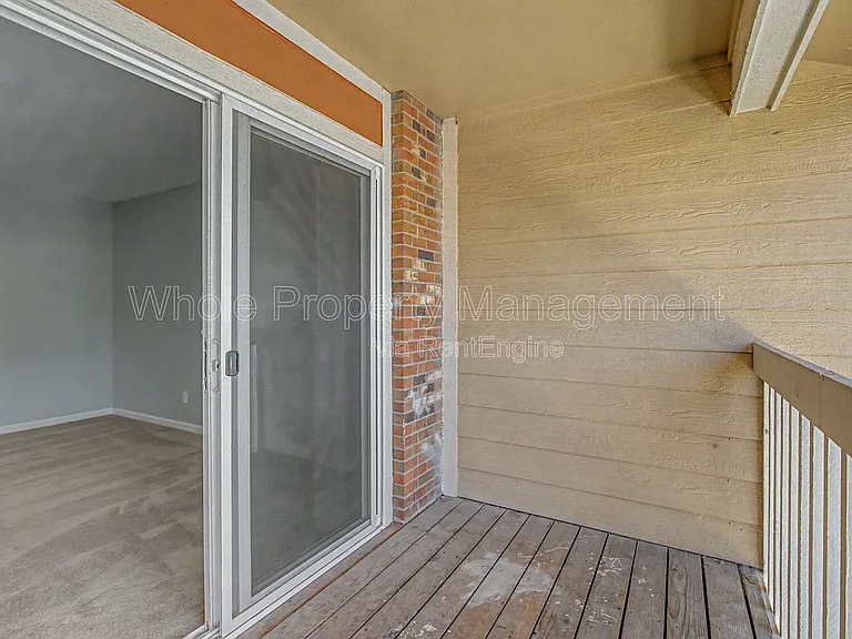 11604 Community Center Dr #8 — Photo 17