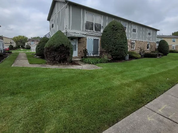 19337 Oakwood Ave #5, Country Club Hills, IL 60478
