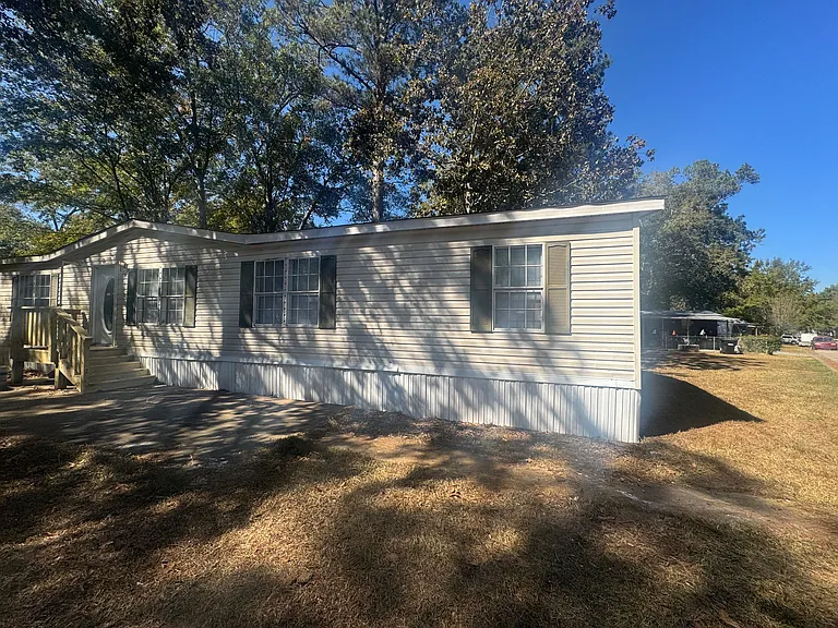 Evergreen Estates — Photo 24