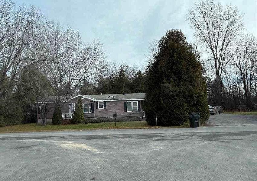 2nd image of 9 Valley Dr