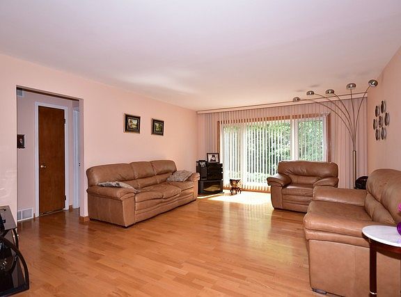 5th image of 7839 N Nordica Ave #0