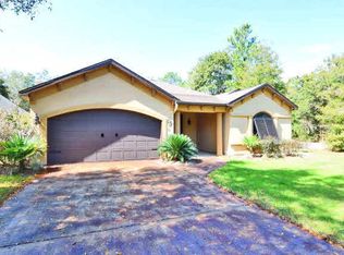 17 Lakeside Dr, Gulf Shores, AL 36542