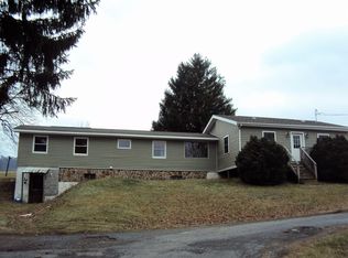 198 Dogtown Rd, Centre Hall, PA 16828