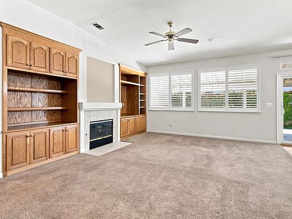 5th image of 1738 Matterhorn St