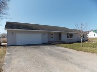 127 Brown St, Cheboygan, MI 49721
