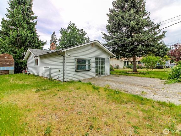 2nd image of 16904 18th Avenue E
