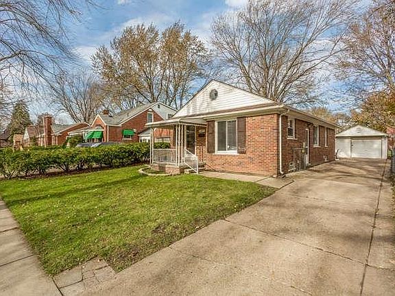 2nd image of 21829 Englehardt St