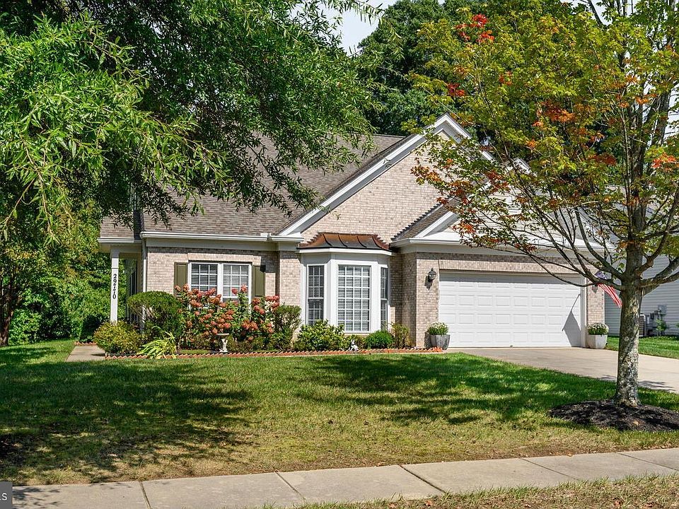 1st image of 29770 Lyons Dr