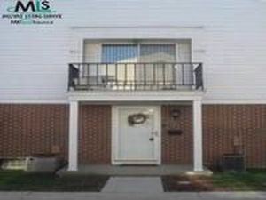 24016 Meadowbridge Dr, Clinton Twp, MI, 48035
