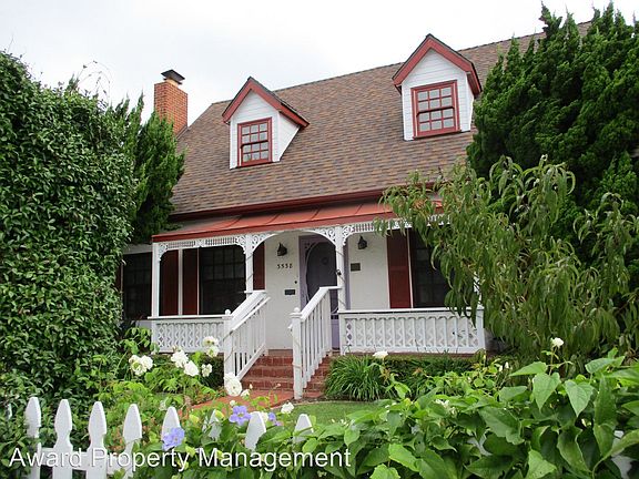 3rd image of 3538 Curtis St