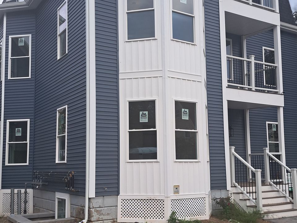 1st image of 3 Hancock St APT 1