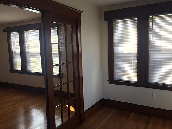 4th image of 61 Quincy Shore Dr #1R