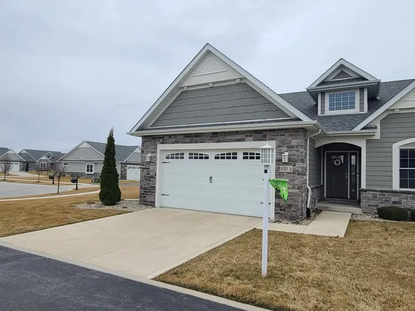 10315A White Sand Ln, Dyer, IN 46311