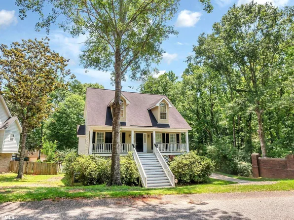 1667 Aden Rd, Mobile, AL 36695