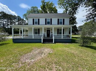 702 N Charlotte Street, Washington, NC 27889