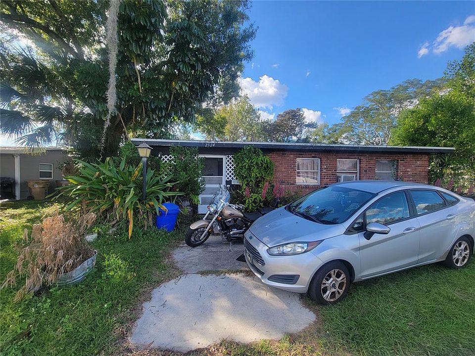 1st image of 2524 N BEAUMONT AVENUE