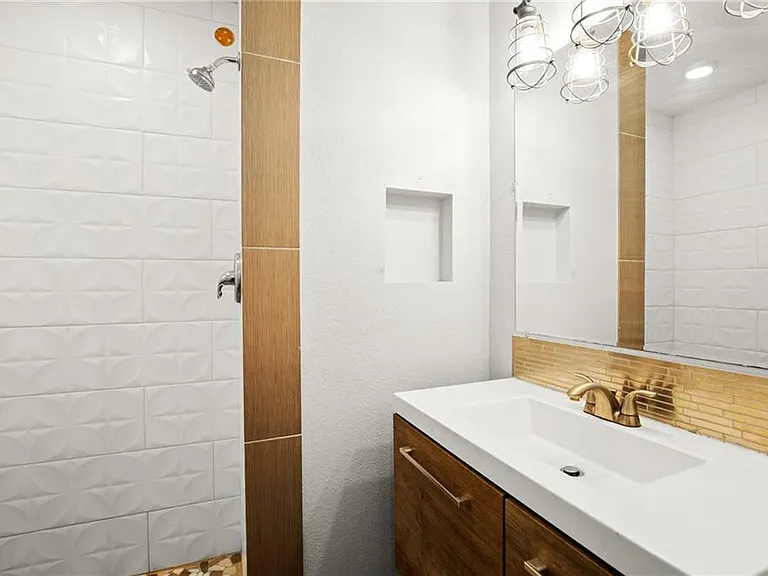 909 Reinli St #142 — Photo 18
